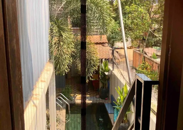 Luna House Container Flat, Private Swimming Pool Apartment *